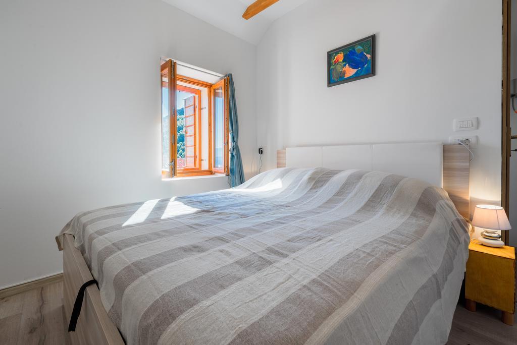 Apartment Pod Kastilom Jelsa  Exterior foto