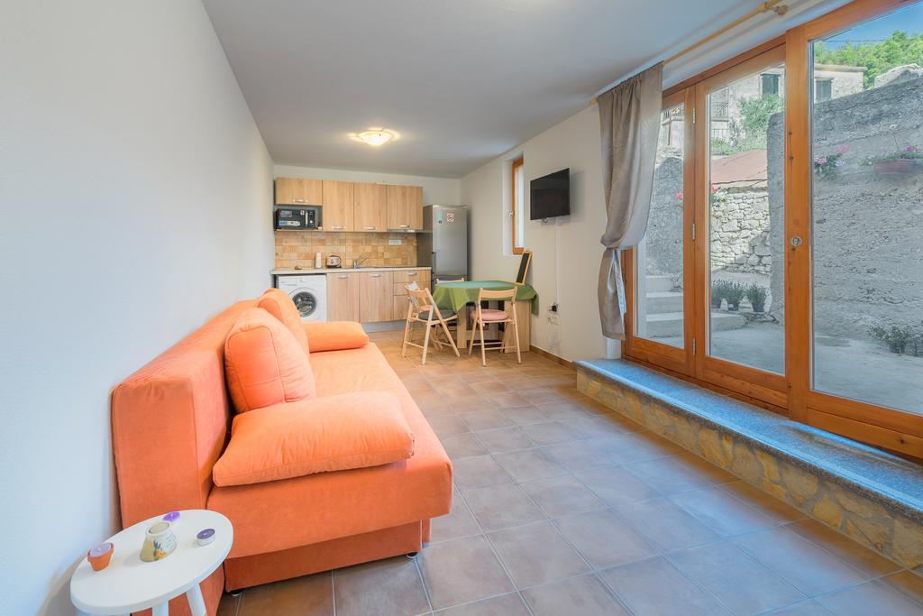 Apartment Pod Kastilom Jelsa  Exterior foto